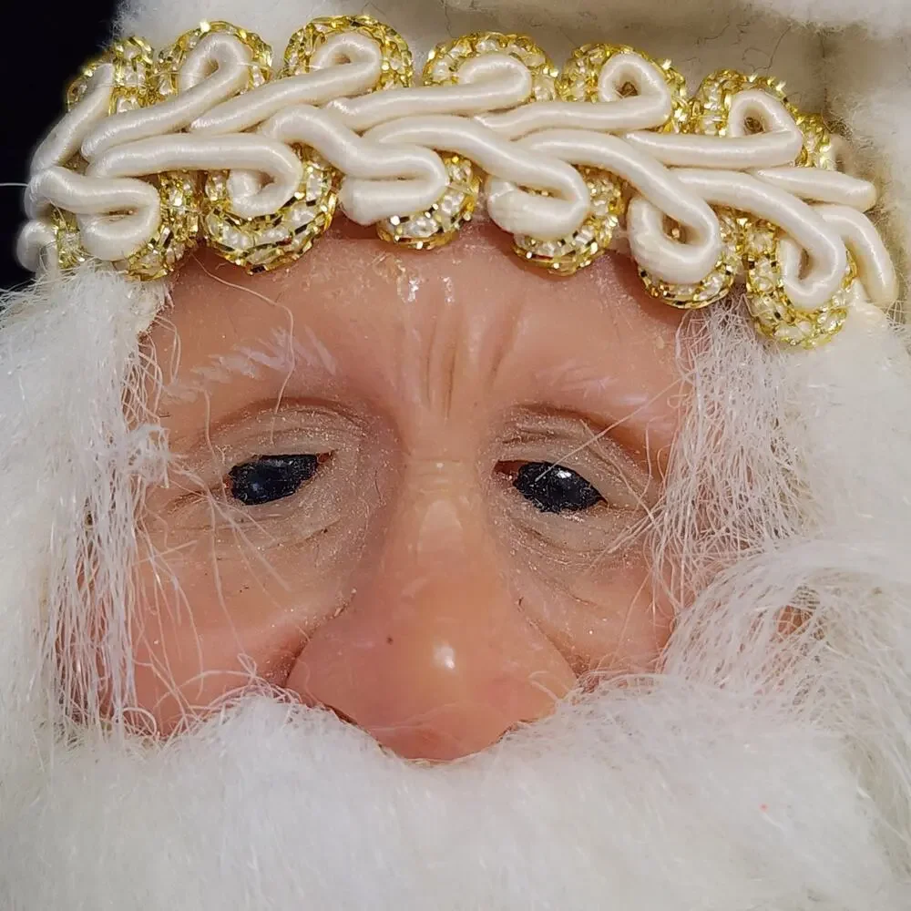 Santa Claus Face Brooch Pin White-Gold Faux Fur Northwest Santa Creation Limited